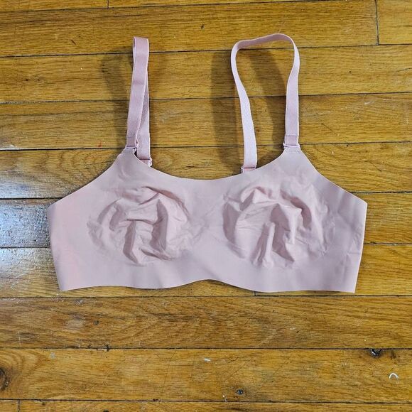 Knix Revolution Wireless Bra size 2 - Picture 1 of 4